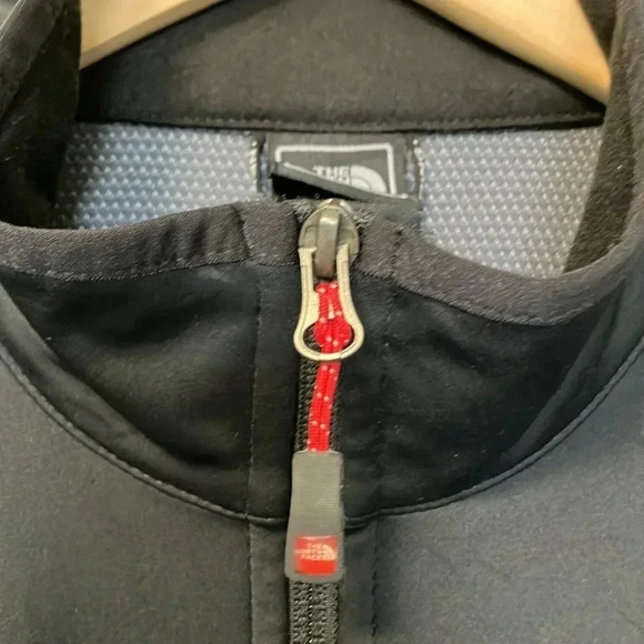 The North Face Windstopper Summit Series Black Jacket - Picture 4 of 7